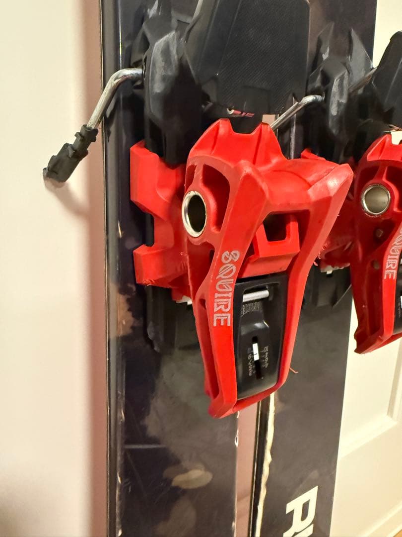 Riot RIOT SKIS rebirth 160 markerビンディング付き Skis ライオット