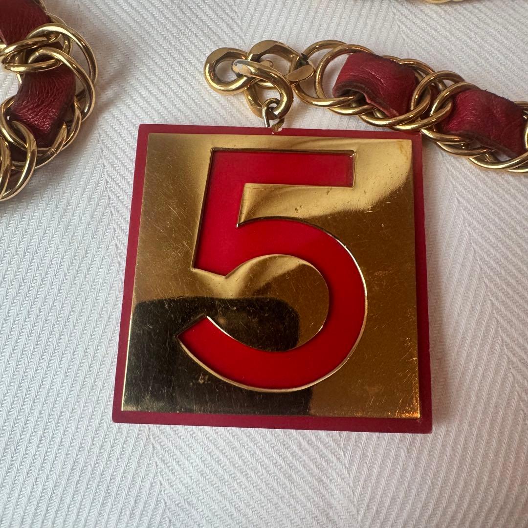 超希少　CHANEL／ヴィンテージ ナンバーチャーム “5” チェーンベルト