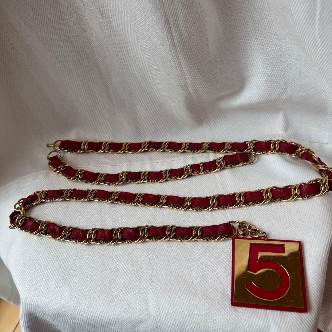超希少　CHANEL／ヴィンテージ ナンバーチャーム “5” チェーンベルト