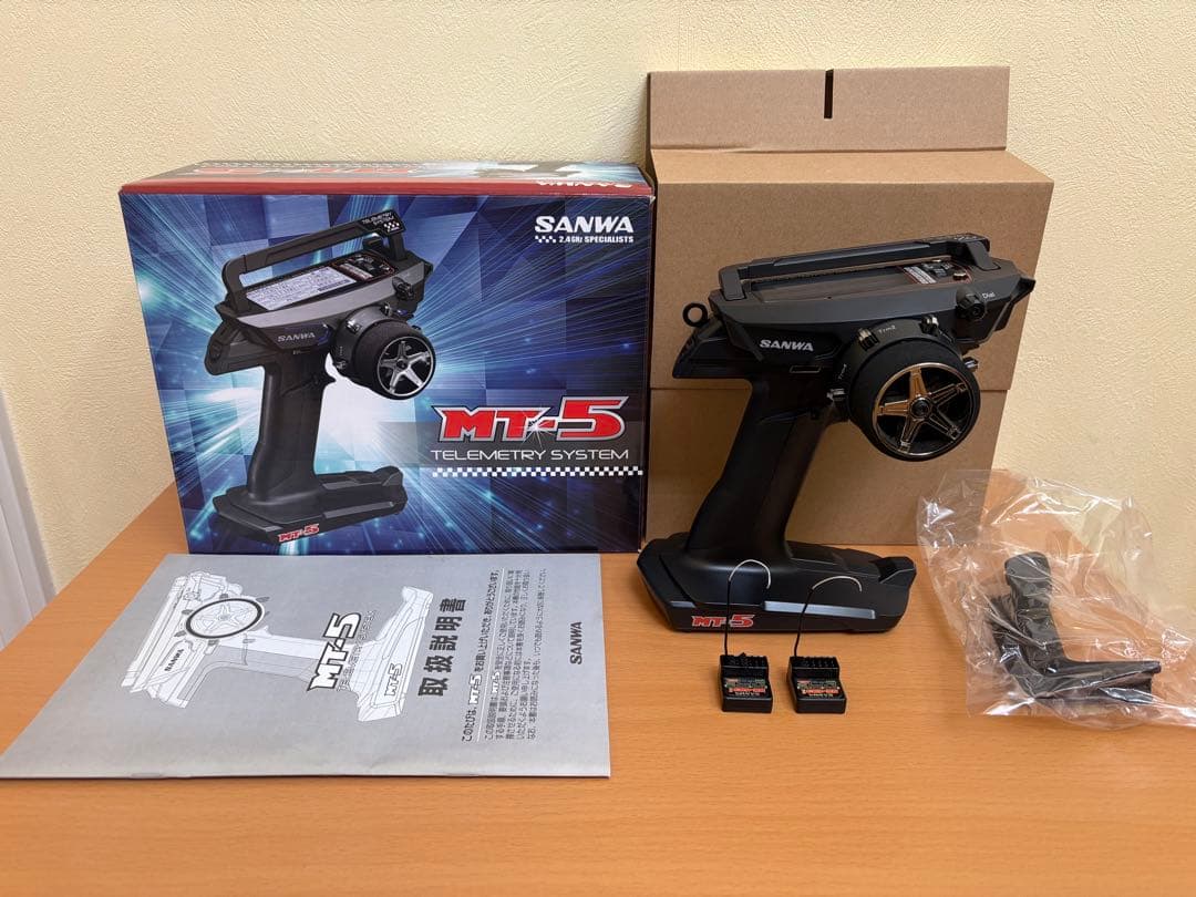 SANWA MT-5 <RX-493i PC/ダブルレシーバー> Sanwa MT-5 Radio w/ RX-493i receiver
