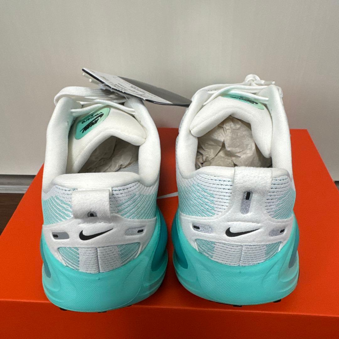 新品未使用品‪☆NIKE ボメロ18 Vomelo18 21.5cm