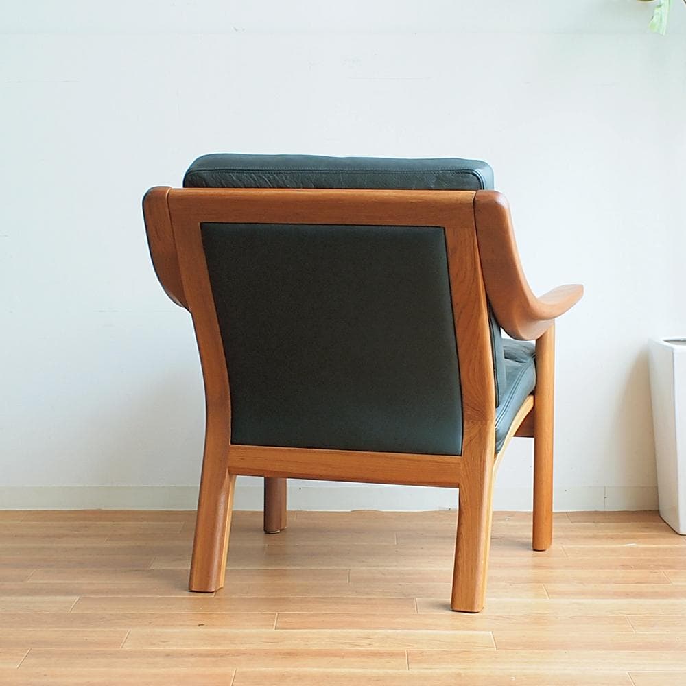ビンテージ デンマーク製 P.J.Furniture チーク 1人掛けソファ A