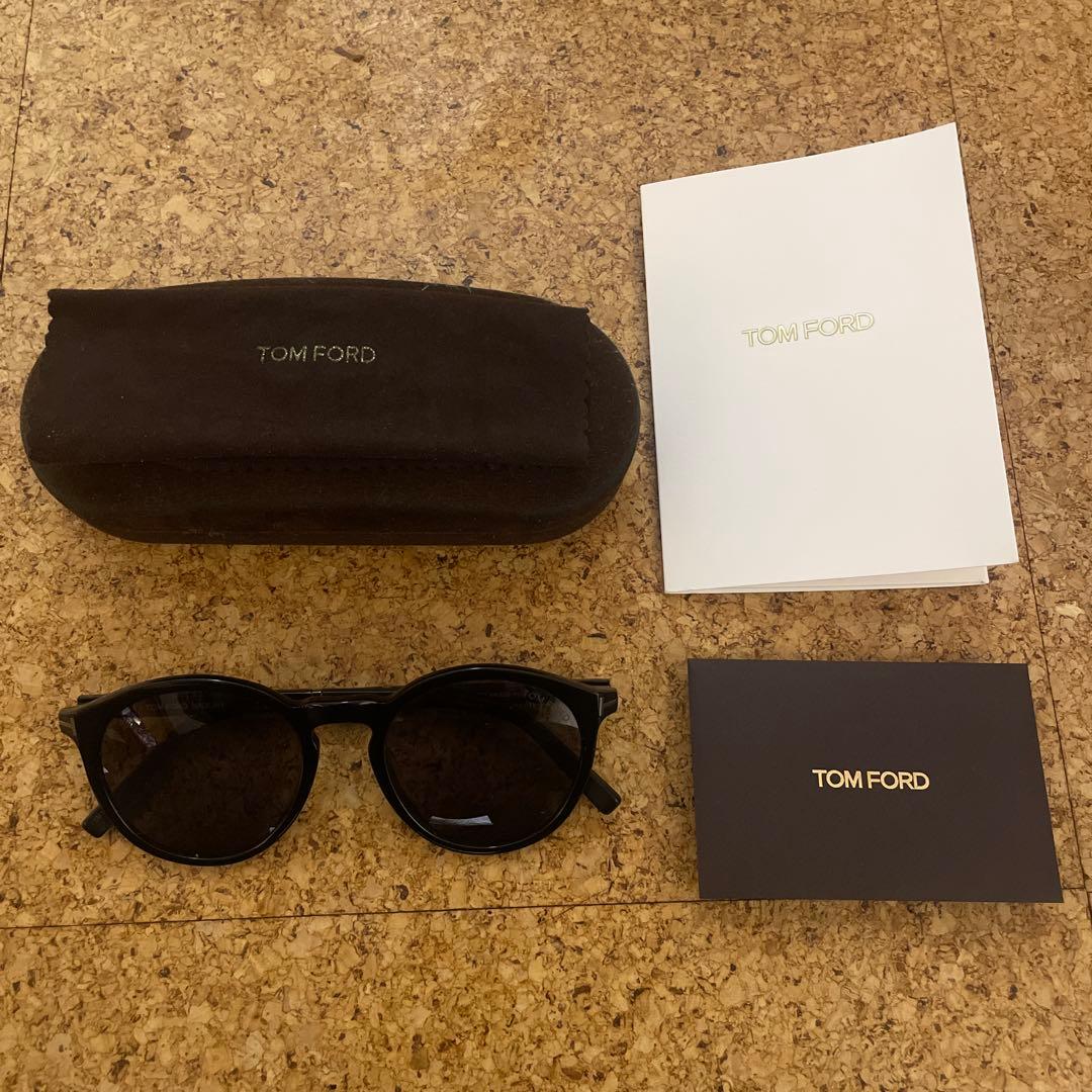 TOM FORD ブラック サングラス ケース付き