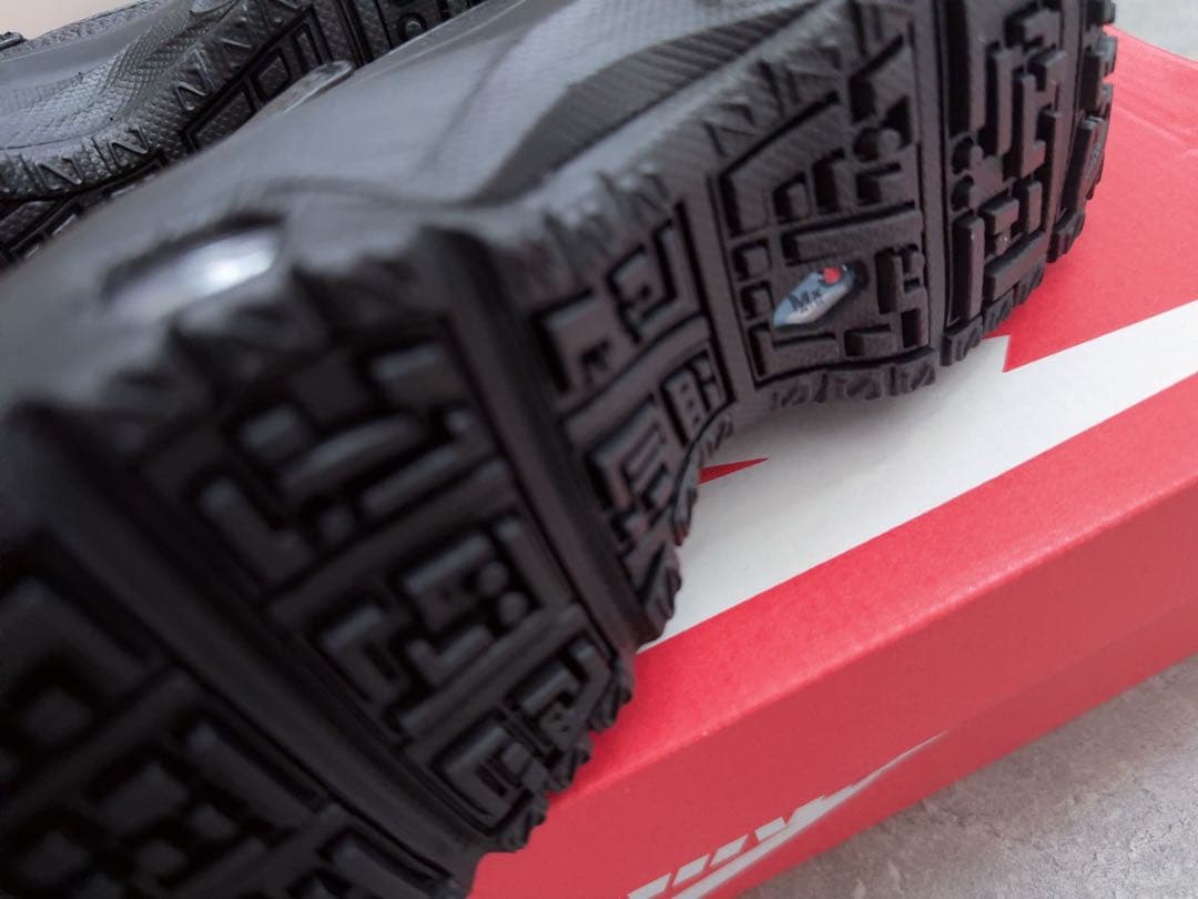 クリスマスセール✩SWDC Nike Phenomena 23.0cm