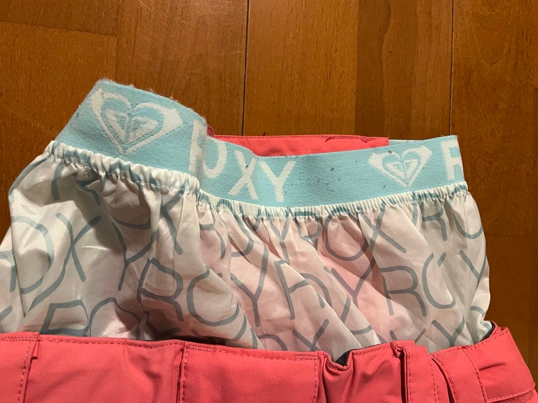 裏田様専用⭐︎kissmark ヒョウ柄ジャケット S、ROXY ピンクパンツ M