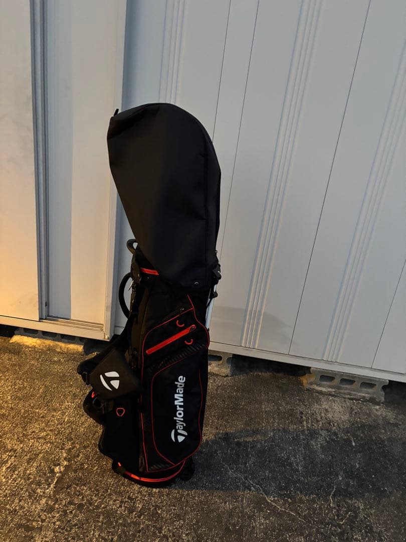 TaylorMade キャディバッグ 黒/赤 オンライン ショッピング 通販