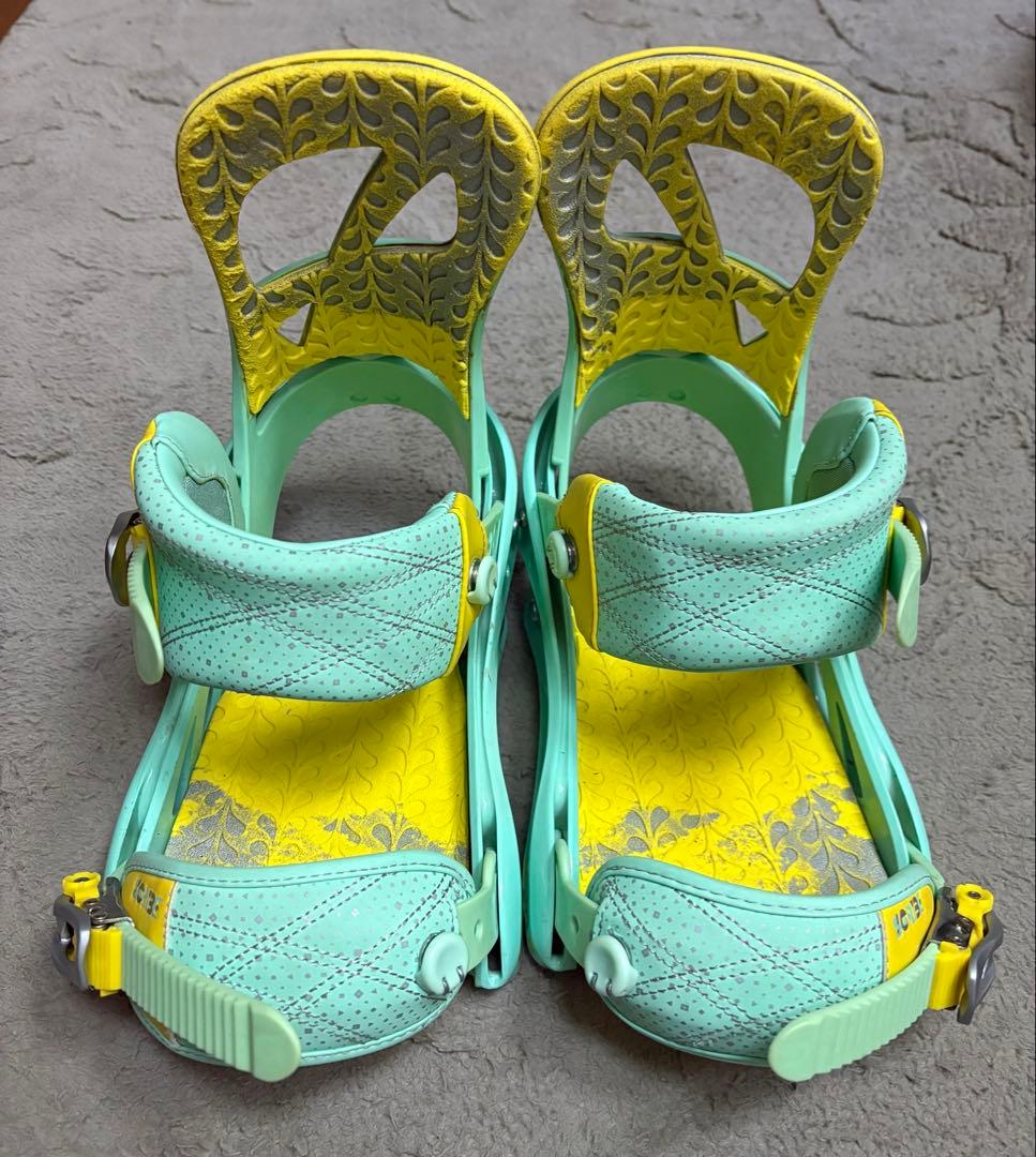 BURTON SCRIBE レディースビィンディング(M) Re:Flex Amazon.com : Burton Women's Scribe Re:Flex Snowboard Bindings