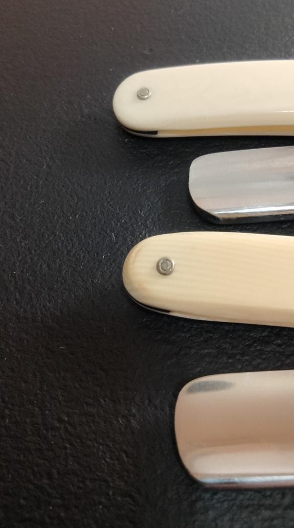 J.A.HENCKELS 西洋剃刀 50/1&70/1 純正ケース付 計2本