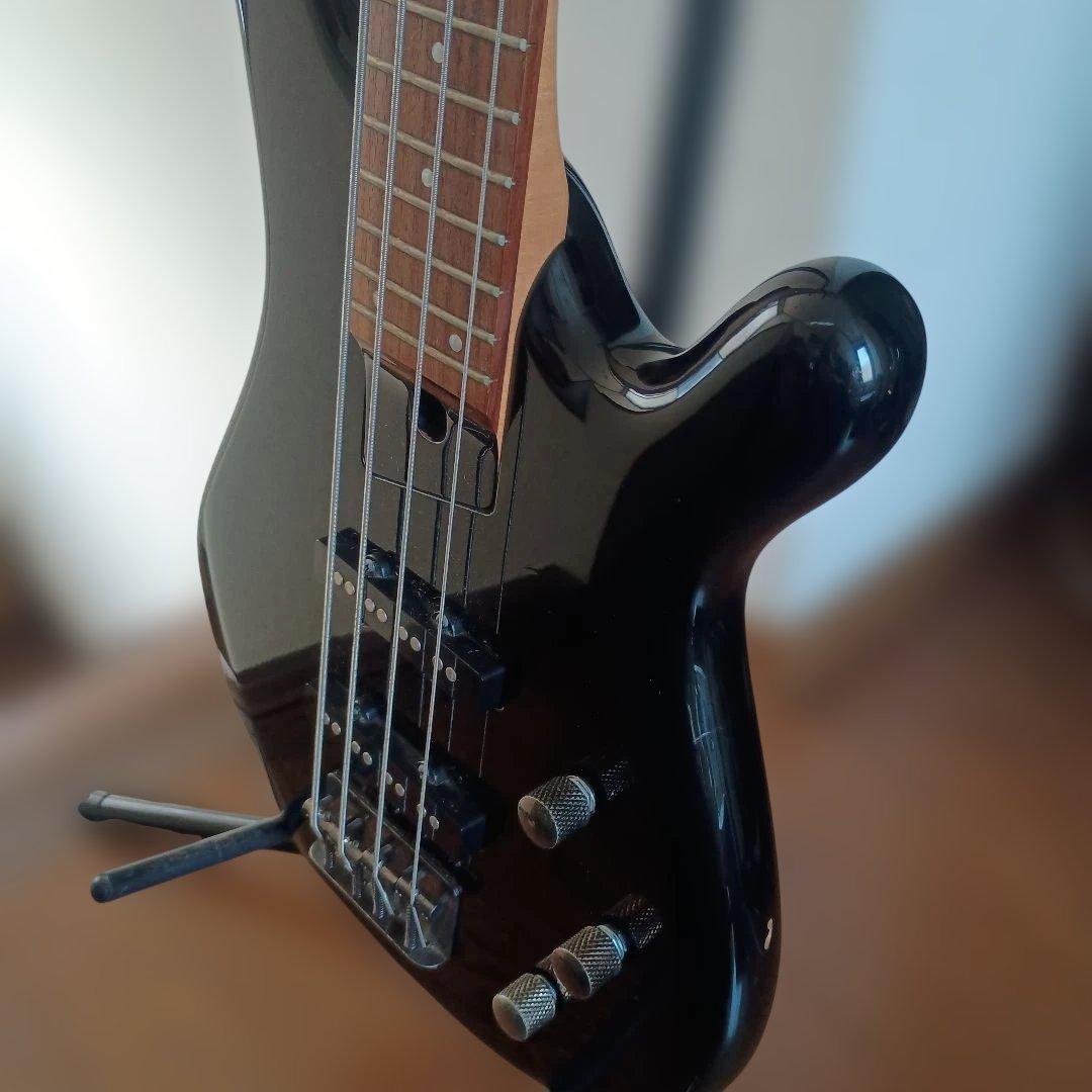 フェルナンデス エレキベース ブラック 虎杢ネック