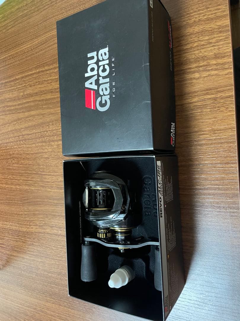 c*s様 アブガルシア Revo alc-ib6 右巻き c*s様 アブ
