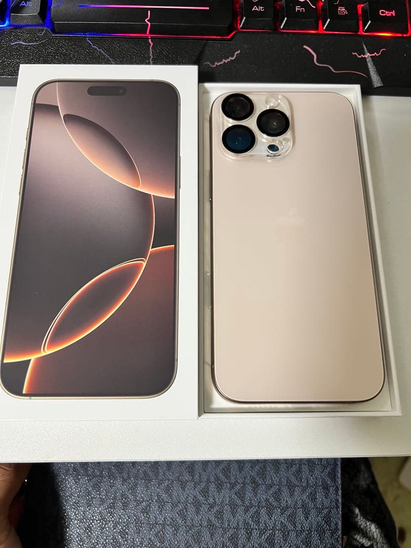 Apple iPhone 16 Pro Max 256GB SIMフリー iPhone 16 Pro Max｜価格比較・SIMフリー・最新情報 - 価格.com