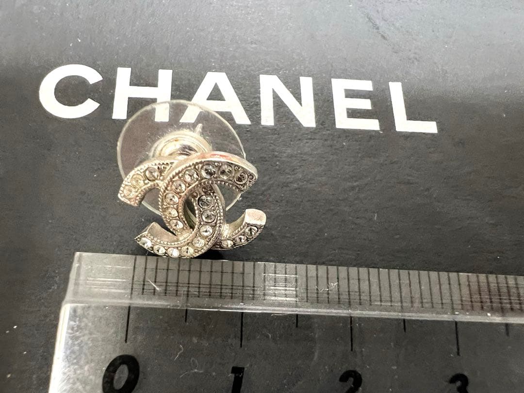⭐︎値下げしました⭐︎ CHANEL ダブルCロゴ シルバーピアス