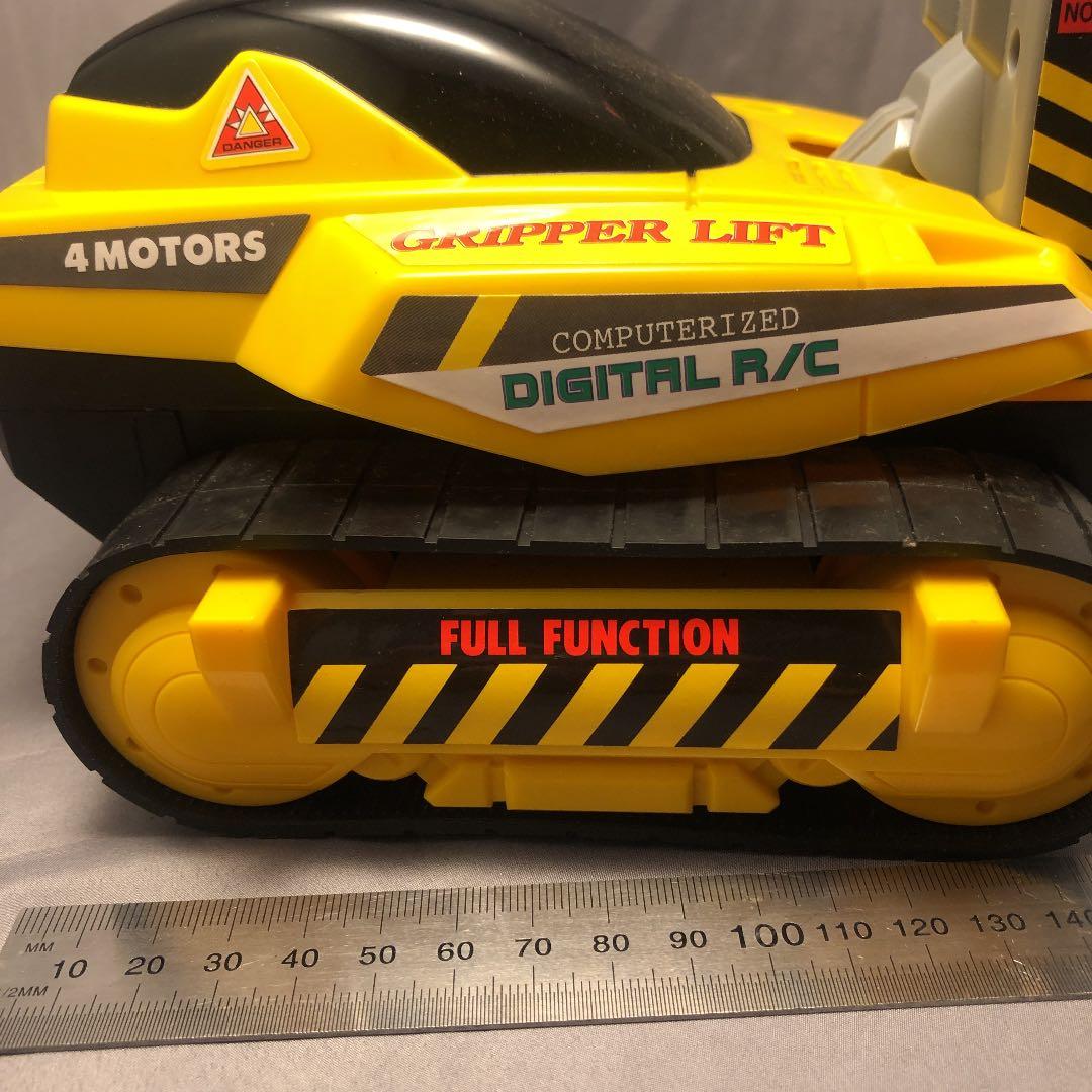 J*d様 珍品ラジコン グリッパーリフト 送信機はジョイパッドタイプです
