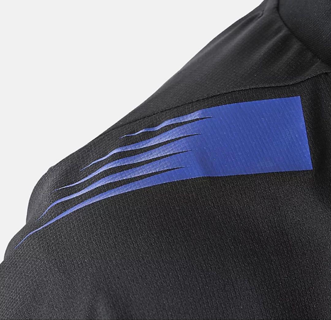 未使用品】FC東京×ニューバランスブラックアウトショートスリーブT