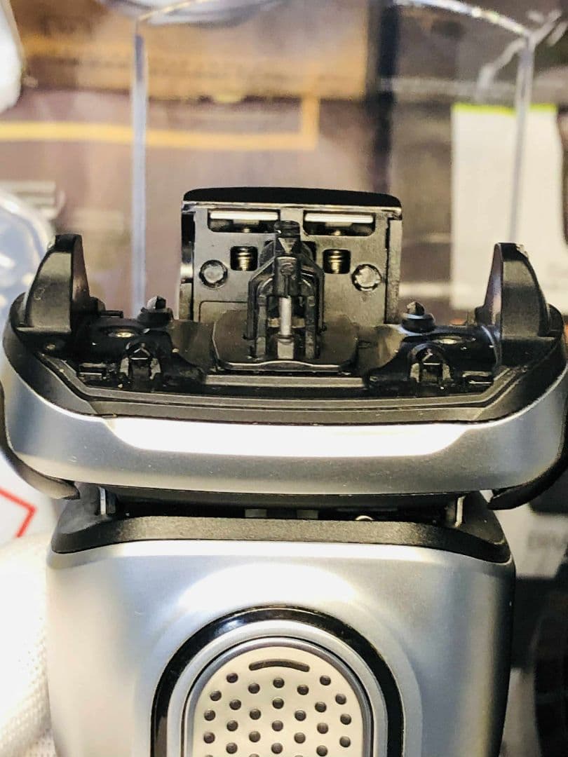 【美品】ブラウン シリーズ9 9390cc -Vメンズ電気シェーバー