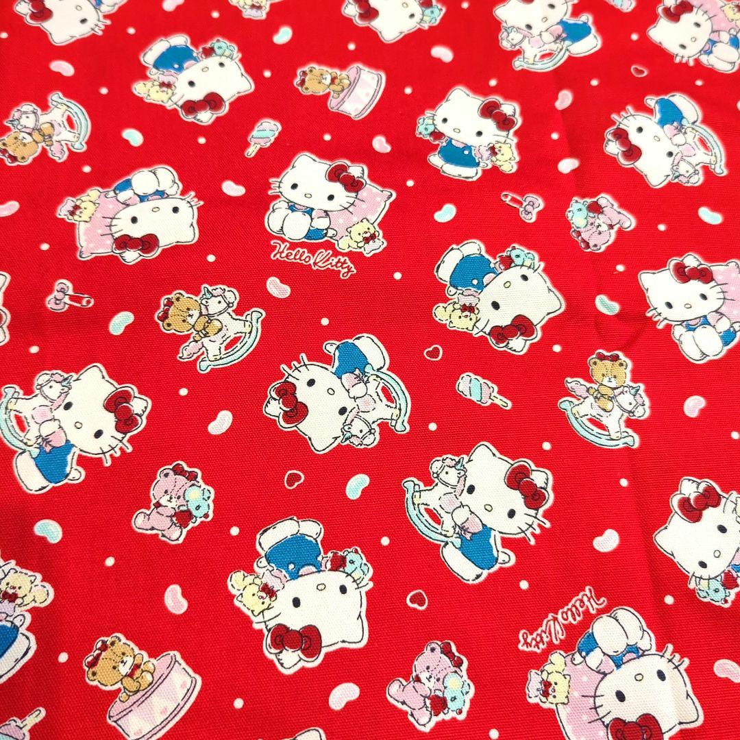 レア☆ハローキティ生地 レトロキティちゃん生地 SANRIO レトロ木馬柄