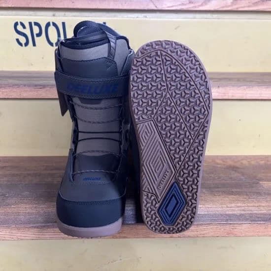 DEELUXE 2026 【TEAM ID】 DARK EARTH 27.0cm