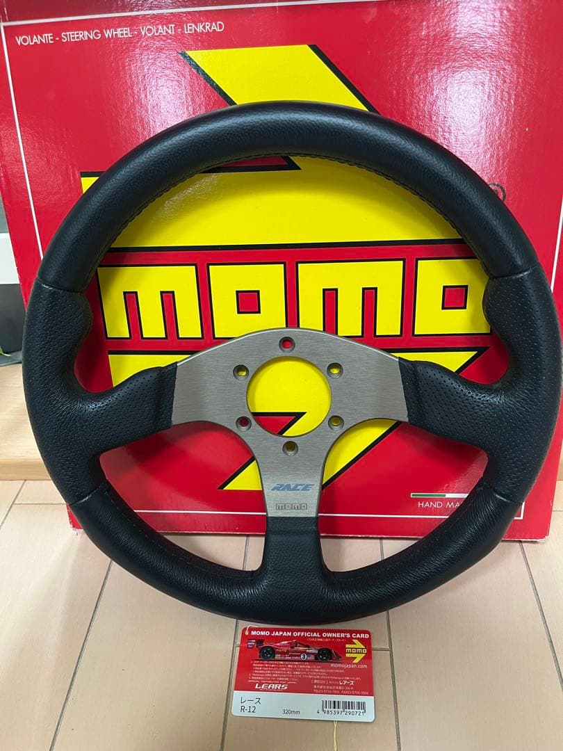 MOMO RACE ステアリング 32Φ 正規品 MOMO ステアリング RACE（レース） 32φ R-12 : 株式会社 UJ