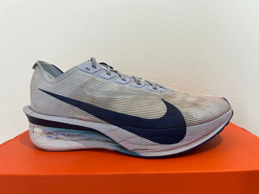 ナイキ　ヴェイパーフライ4 26.0cm