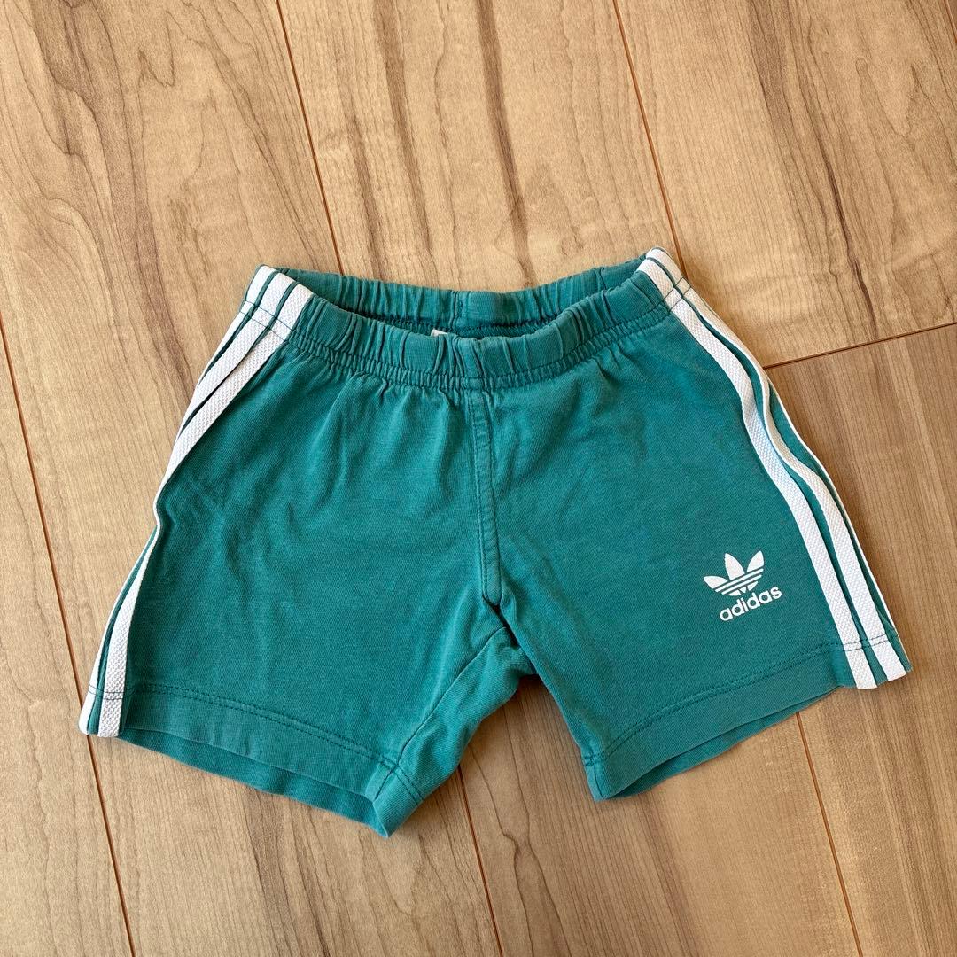 adidas サイドストライプ ショートパンツ 80 - メルカリ