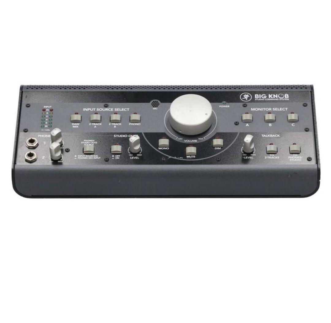 Mackie Big Knob Studio モニターコントローラー Amazon.com: Mackie Big Knob Passive Studio Monitor Controller with