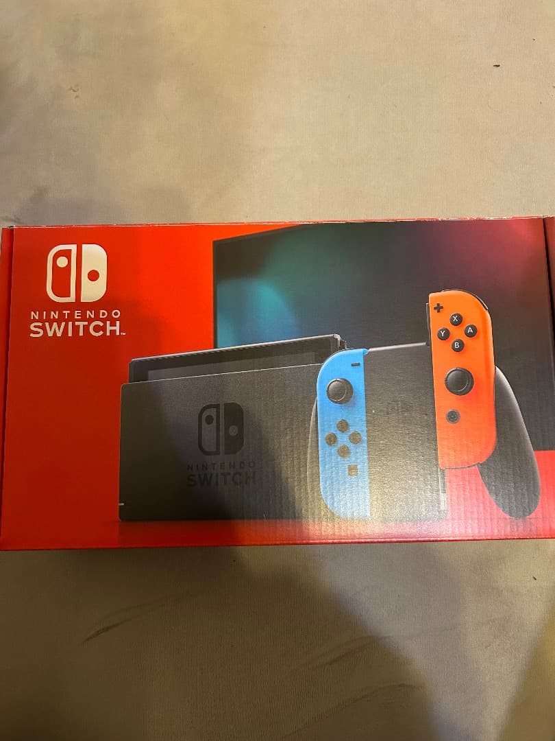 M*e様 Nintendo Switch ネオンオレンジ/ブルー　ジョイコン+1 Nintendo Switch Joy-Con(L) ネオンパープル / (R) ネオンオレンジ