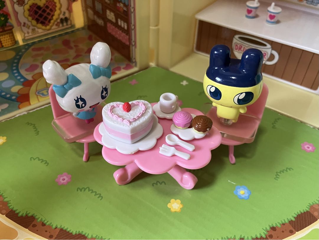 たまごっち たまカフェ みーんなたまとも！フィギュアセット - メルカリ