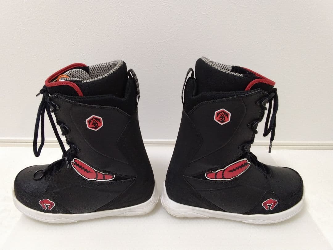 スノーボード THIRTYTWO LASHED CRAB GRAB 26.5cm