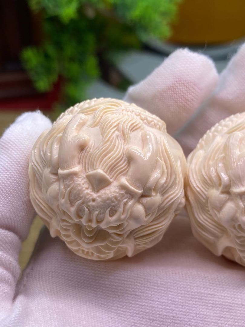 天然マンモス牙美しい手作り彫刻 龍行天下 保健球