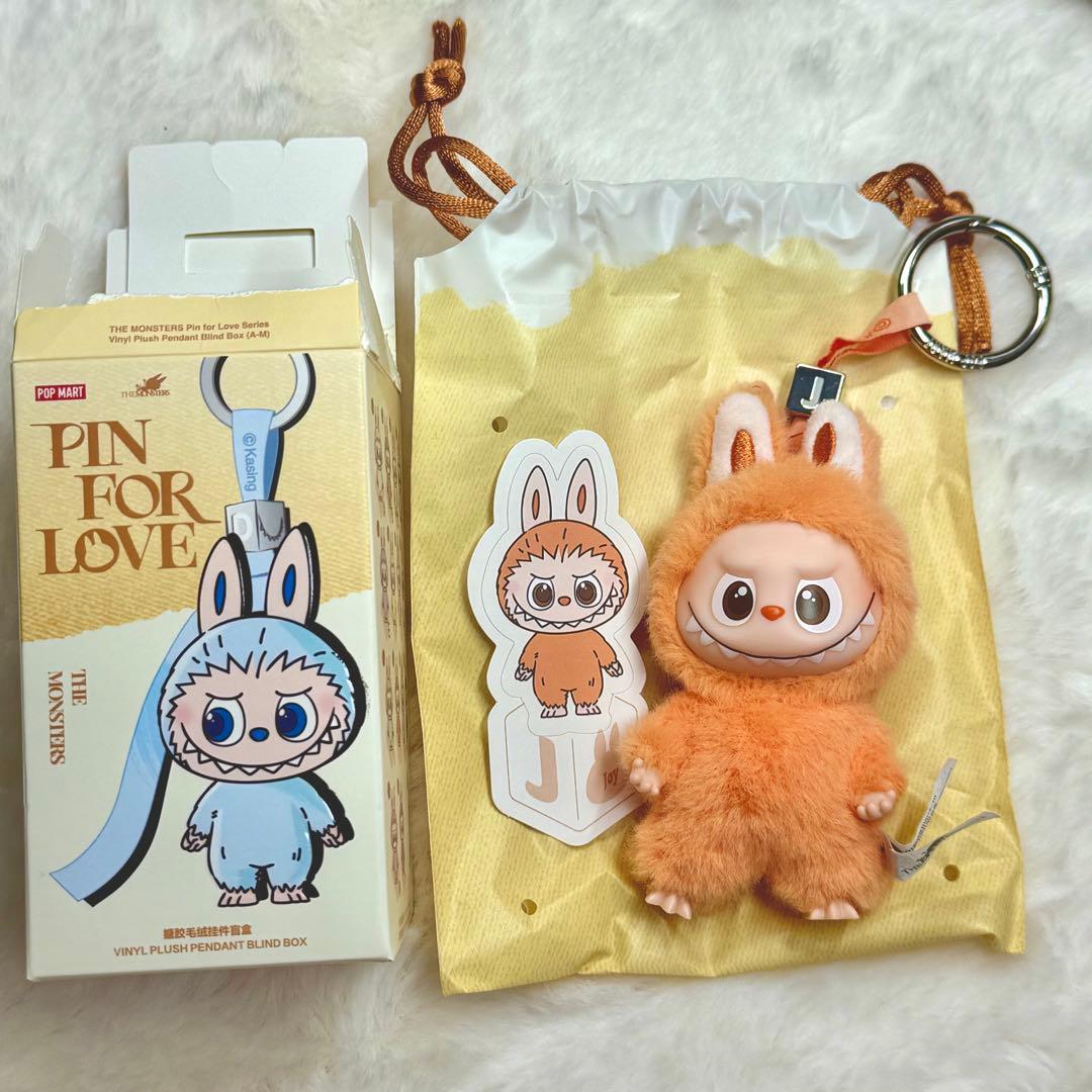 ラブブ イニシャル J ぬいぐるみ アルファベット Labubu 【正規品