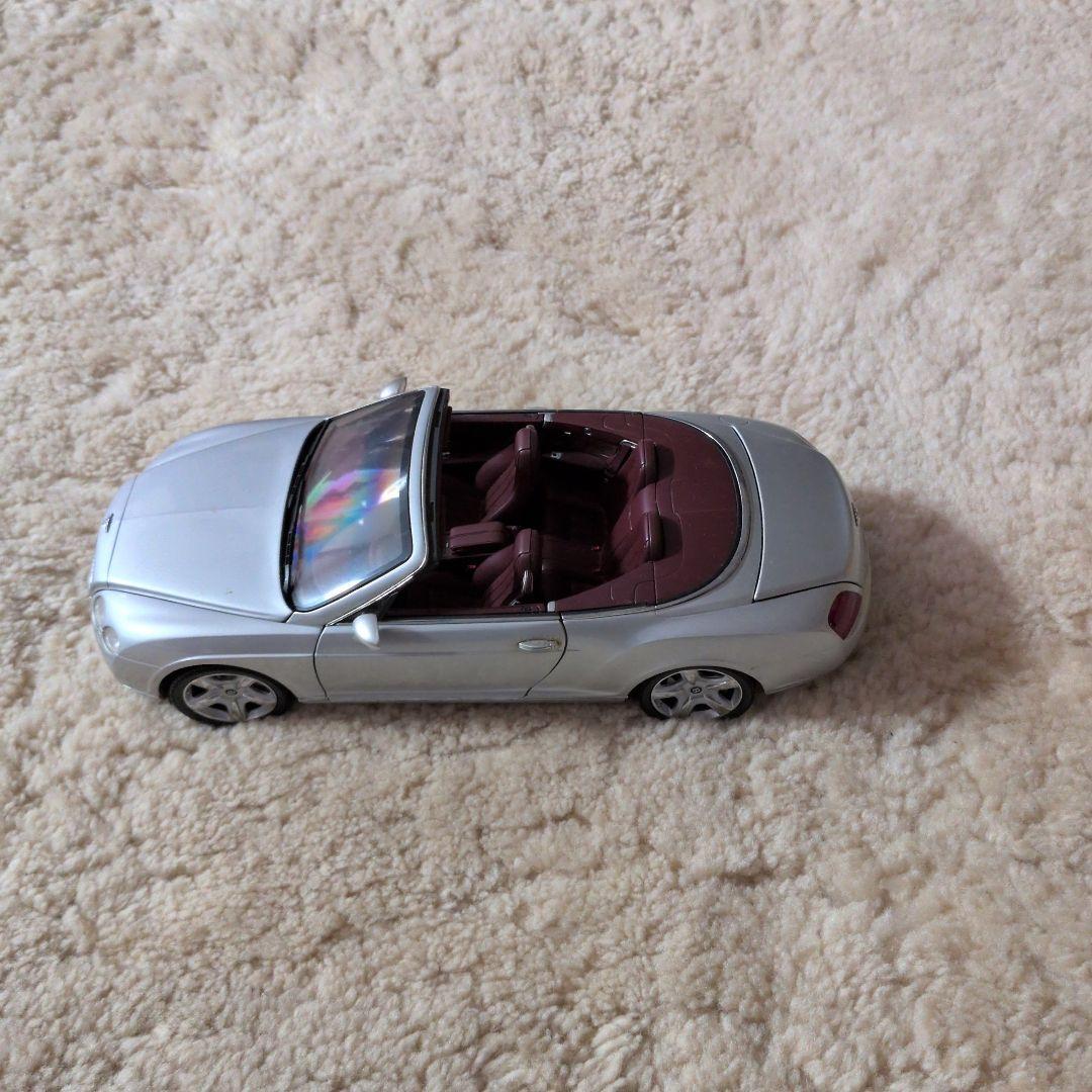 【値下げ】ベントレー コンバーチブル ミニカー シルバー Amazon | ミニカー ベントレーコンチネンタル GT 1:18 コンバーチブル