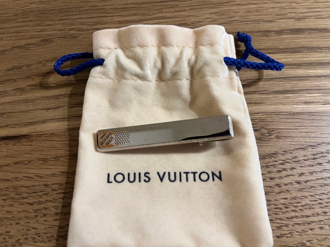 LOUIS VUITTON ルイ・ヴィトン　パンス・クラヴァット・ダミエ Amazon.co.jp: [ルイヴィトン] LOUIS VUITTON ネクタイピン パンス