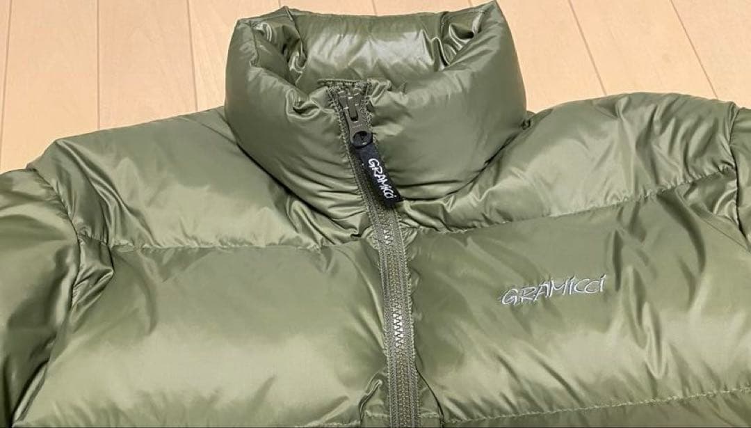 極美品 グラミチ ダウンジャケット s オリーブ - メルカリ