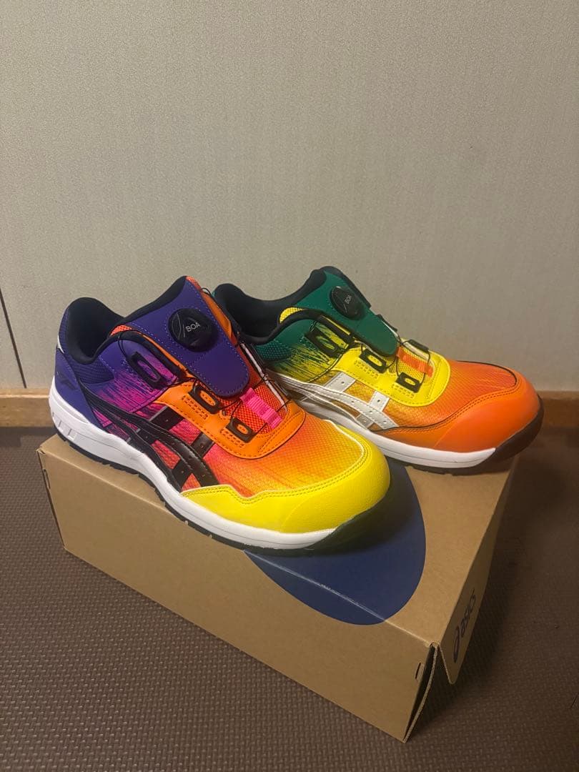 ASICS WINJOB CP209 BOA 限定カラー 安全靴 左右色違い 楽天市場】【即日発送可】アシックス 安全靴 色 ウィンジョブ CP209