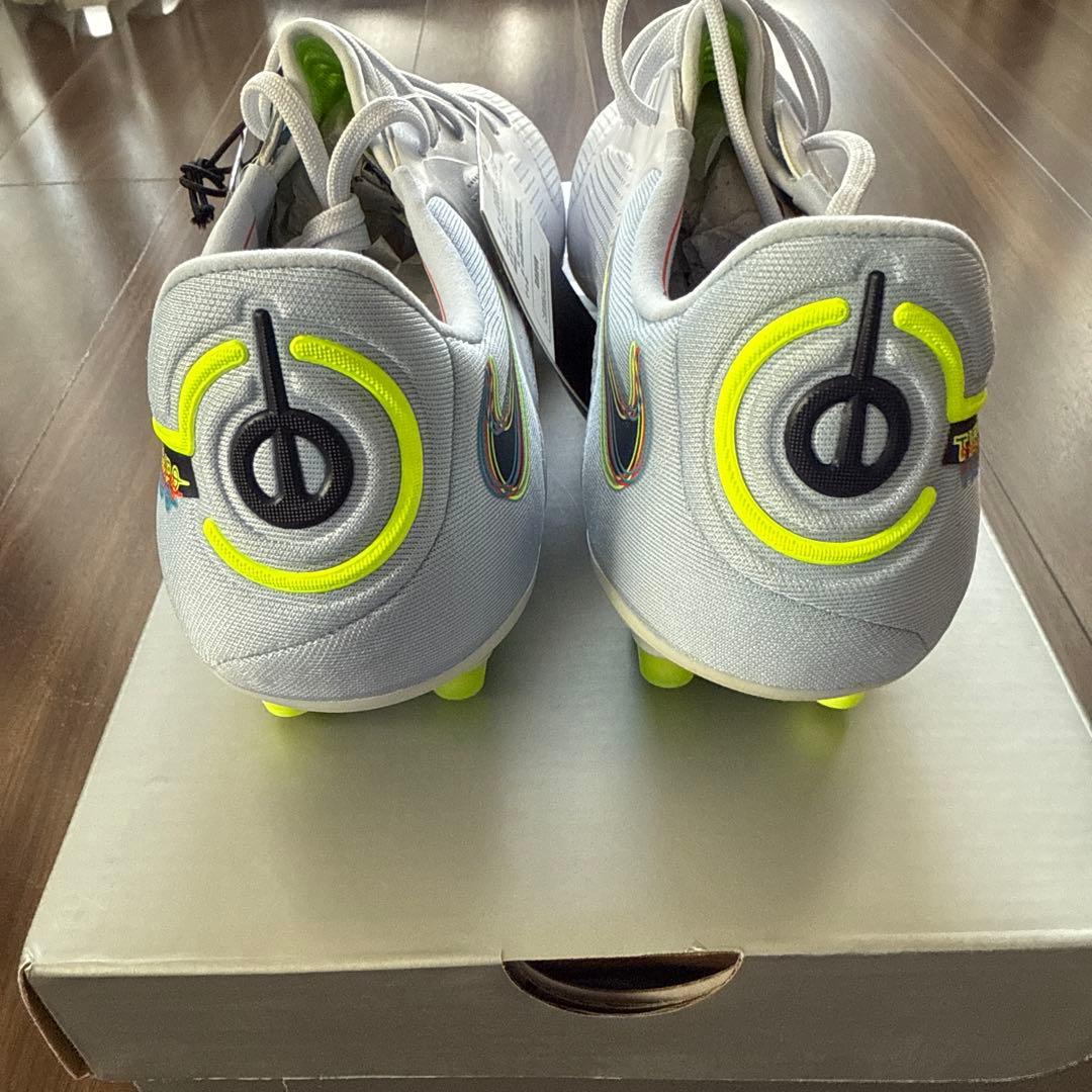 新品未使用　NIKE レジェンド9エリートAG 26.5cm