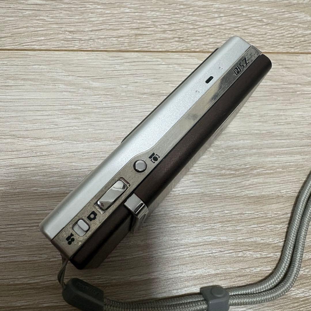Fujifilm FinePix Z5 富士フィルム 充電器 XDカード128 - メルカリ K*g