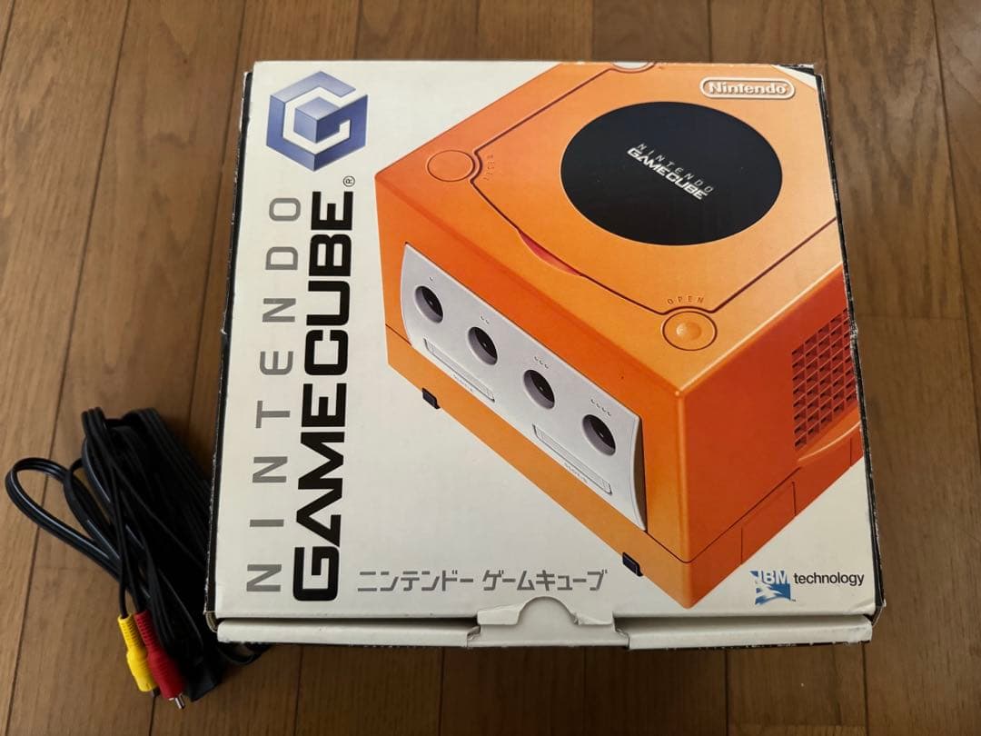 ジャンク ゲームキューブ オレンジ 外箱有 ケーブル二点付 Nintendo/任天堂】ゲームキューブ オレンジ 《DOL-001》買取入荷しま