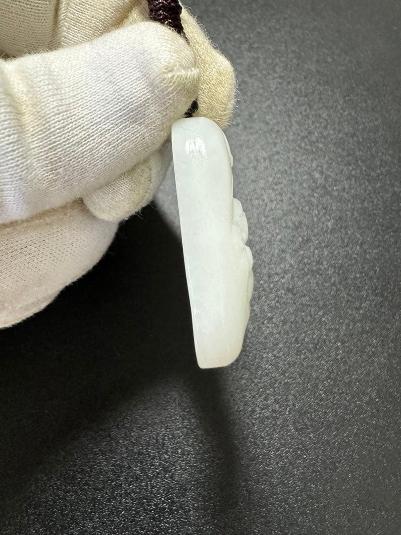 羊脂白玉和田玉 天然石 仏像 ペンダントトップ本玉 天然石 中国美術