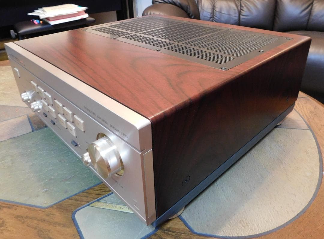 LUXMAN L-570 ピュアA級プリメインアンプ - メルカリ