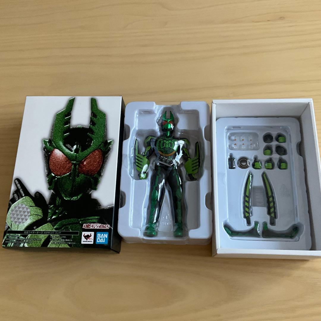 S.H.Figuarts 真骨彫製法 仮面ライダーオーズ ガタキリバコンボ