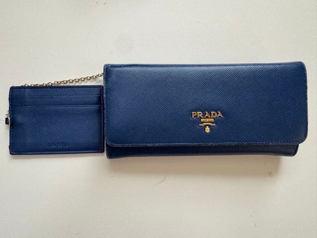 YUKI shop様専用 PRADA ネイビー 長財布 カードケース付き - メルカリ