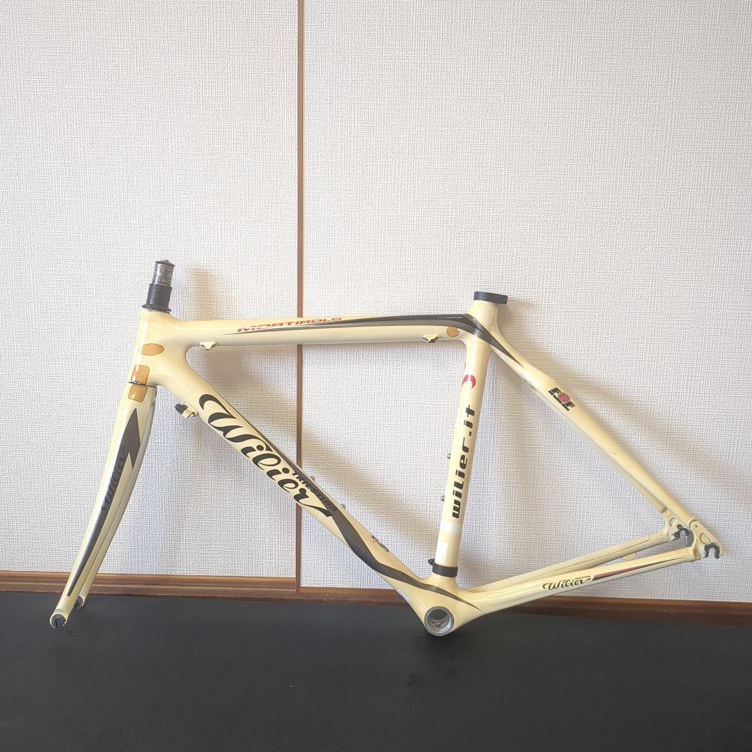 中古品】MOMO インディー ウッドハンドルステアリング 11-86 旧車