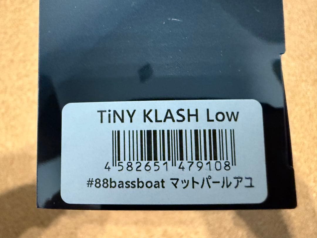 タイニークラッシュ TiNY KLASH Low DRT マットパールアユ ご覧