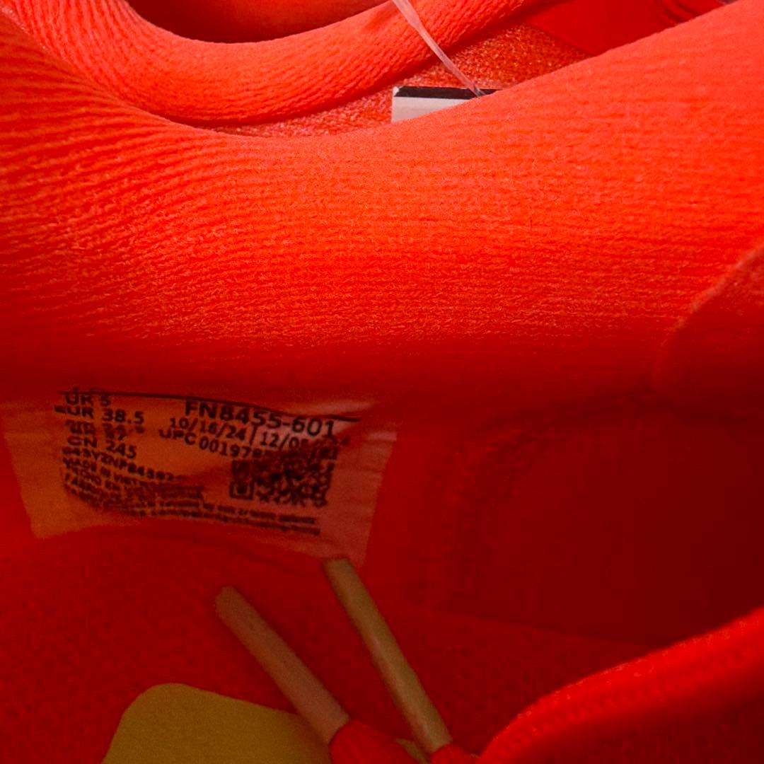 NIKE ウィメンズ ズームフライ 6 新品未使用　24.5cm