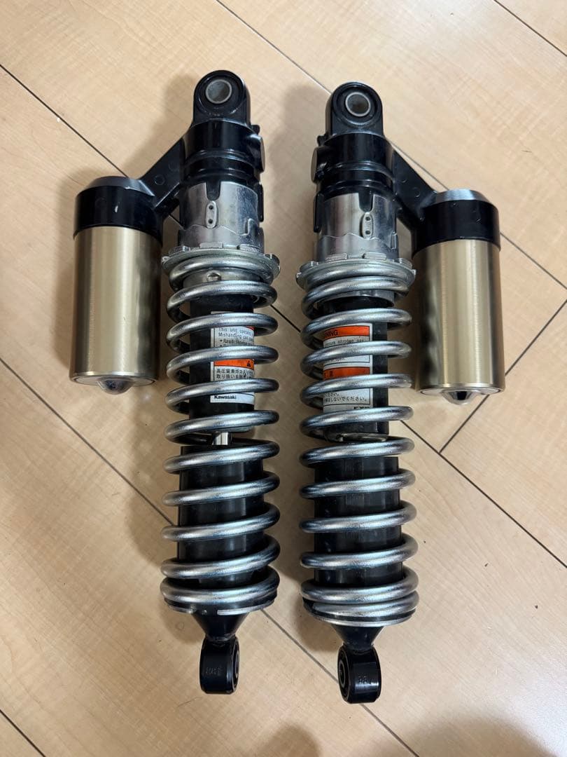 ク*ー様 バイク用ダブルショックサスペンション　ゼファーχファイナルエディション Z400FX ゼファー400 ZRX400 リア 細巻き サスペンション サス