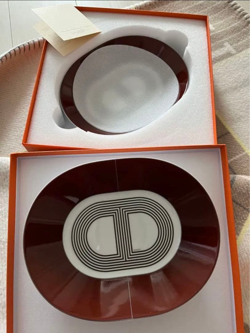 エルメス　HERMES ラリー24 オーバルプレート　2枚セット　レッド 在庫僅か！エルメスの廃盤食器「Rallye 24(ラリー 24)」を海外お