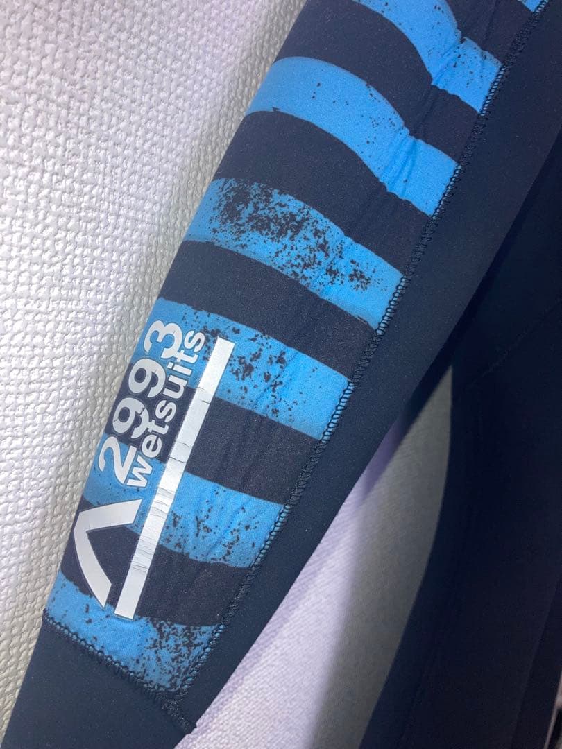 AXX⭐️レディースセミドライ3/3mm ネックエントリーMLTサイズ相当