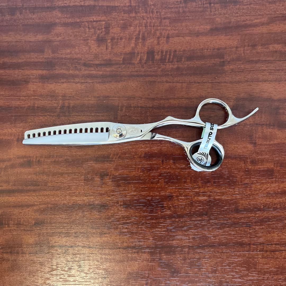 青山シザーセニングシザー