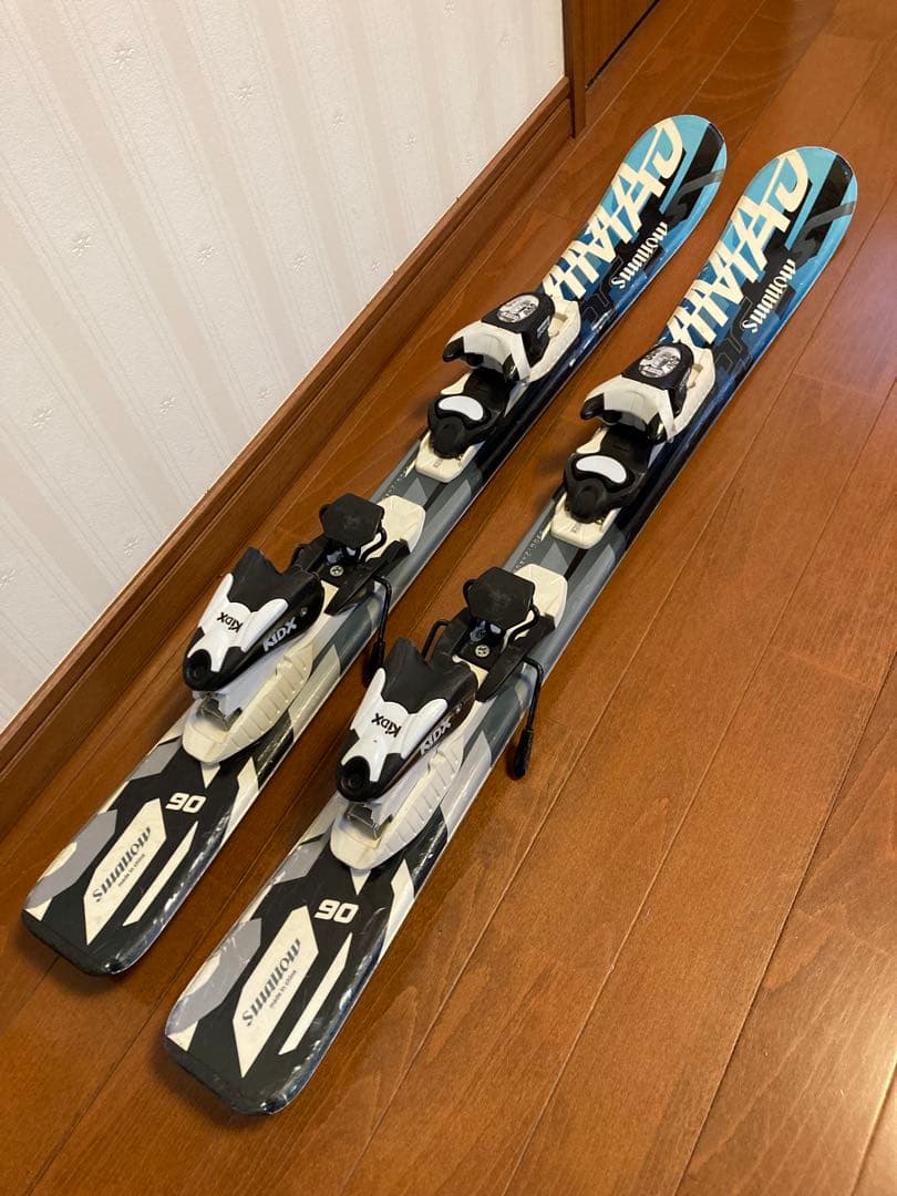 スキーセット（小学校低学年用） 板90cm、ブーツ22〜22.5cm、ストック他