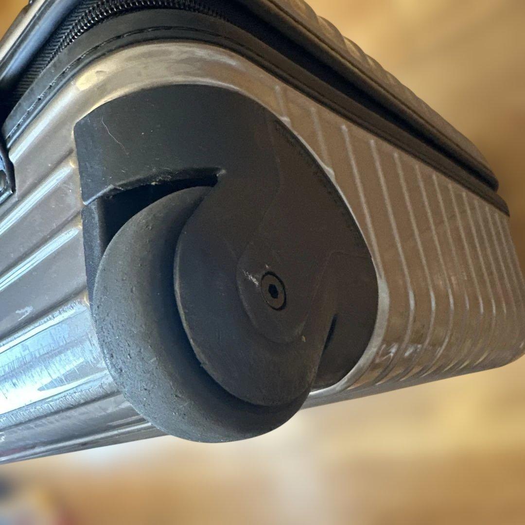 RIMOWA/リモワ製の2輪サルサ ビジネストロリー シャンパンゴールド 23L